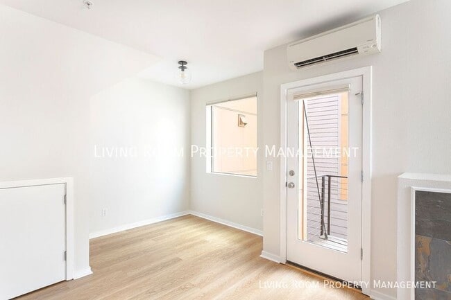 Foto del edificio - 8522 N Central St