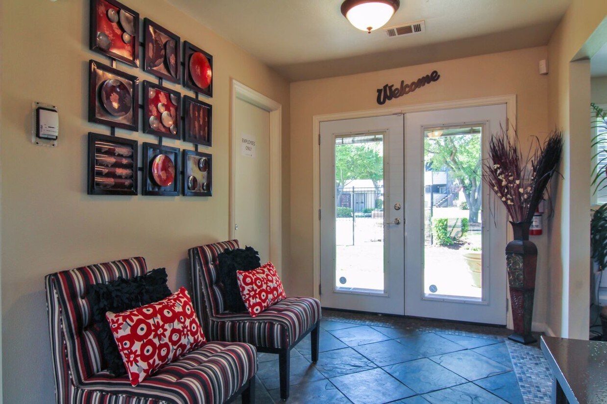 Holbrook Apartment Homes Alquileres en Dallas, TX