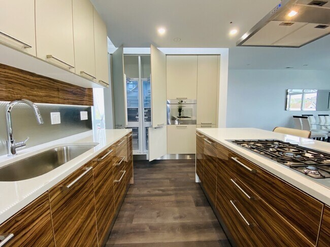 Foto del edificio - 1921 S Jefferson St