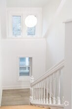 Building Photo - 1267 King St W