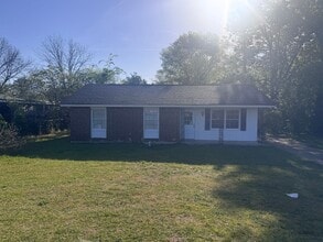 Building Photo - 4611 Virginia Loop Rd