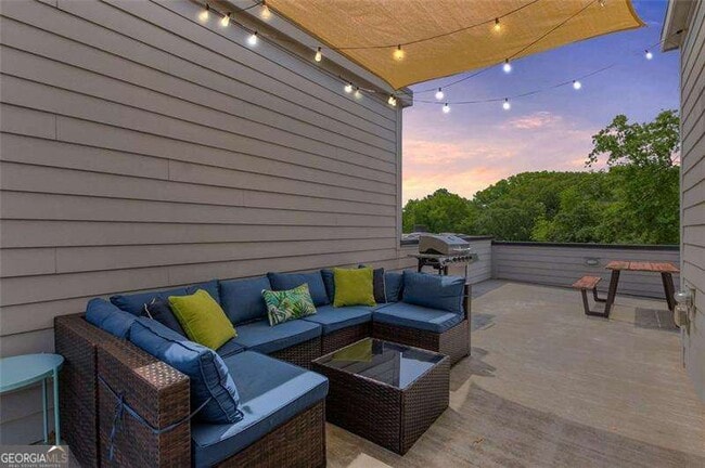 Building Photo - 1265 Wright Ln SE