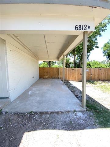 Foto del edificio - 6812 Trail Lake Dr