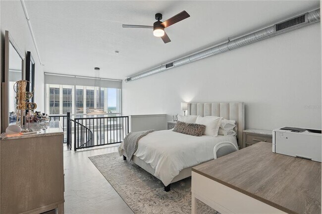 Foto del edificio - 150 E Robinson St