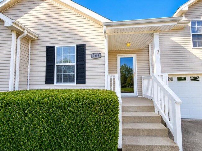 Building Photo - Spacious Ranch Living with Bonus Room & Big Backyard — Minutes from Fort Campbell!