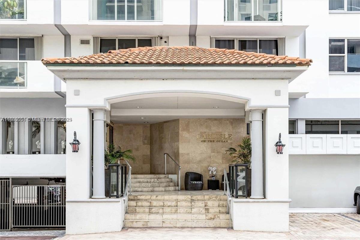 Foto principal - 9195 Collins Ave