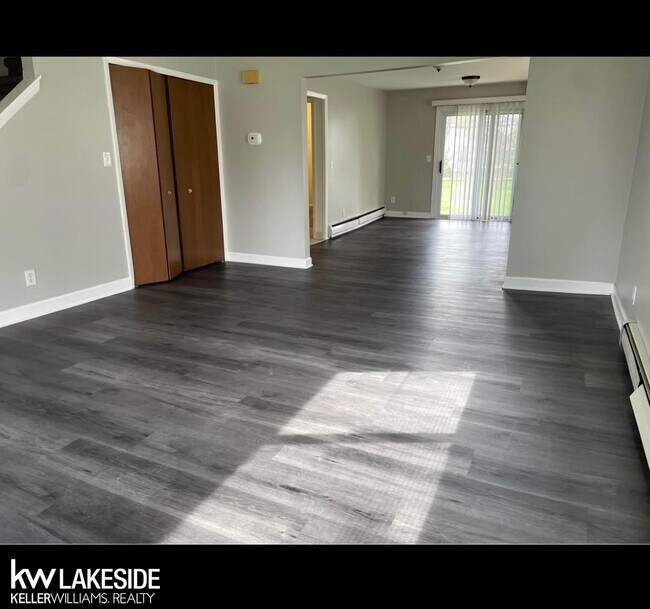 Foto del edificio - 324 E St Clair St