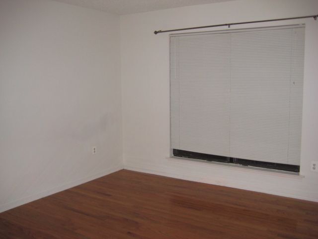 Foto del edificio - 29 Joyner Ct