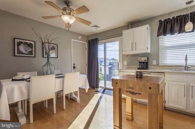 Foto del edificio - 1541 Ridgeview Ln