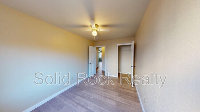 Foto del edificio - 3014 Mallard Dr