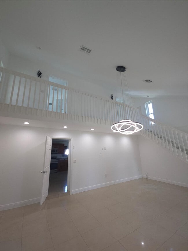 Building Photo - 2839 Oklahoma St