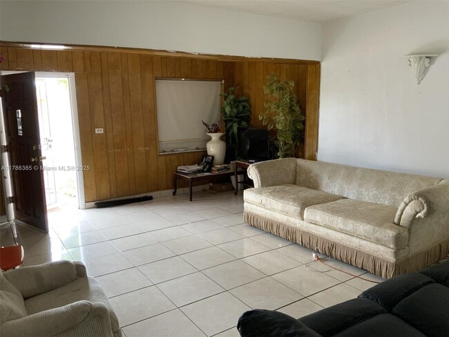 Building Photo - 16300 NW 19th Ct