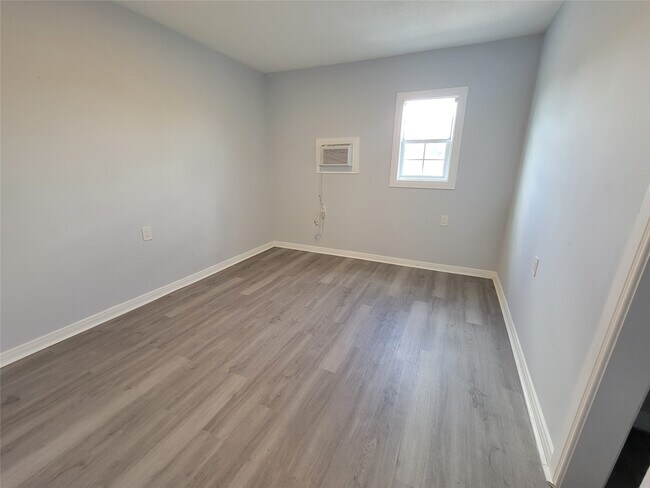 Foto del edificio - 3115 Havner Ln