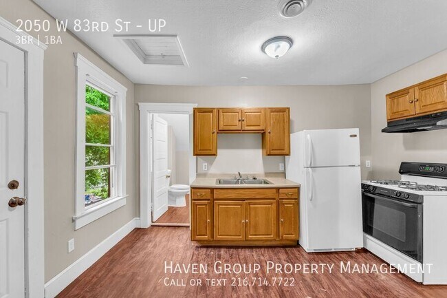 Building Photo - 2050 W 83rd St