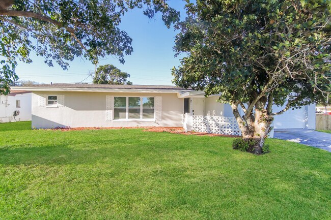 Building Photo - 2084 Colony Dr