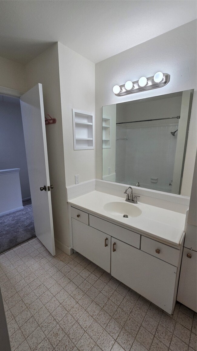 Foto del edificio - 2039 Winrock Blvd