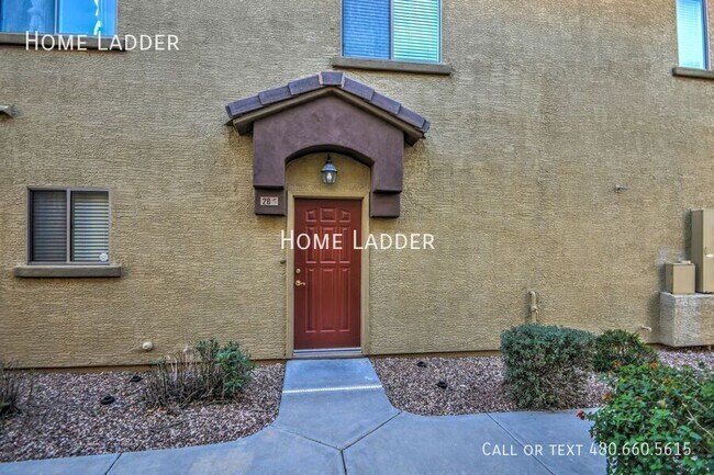 Foto del edificio - 2250 E Deer Valley Dr