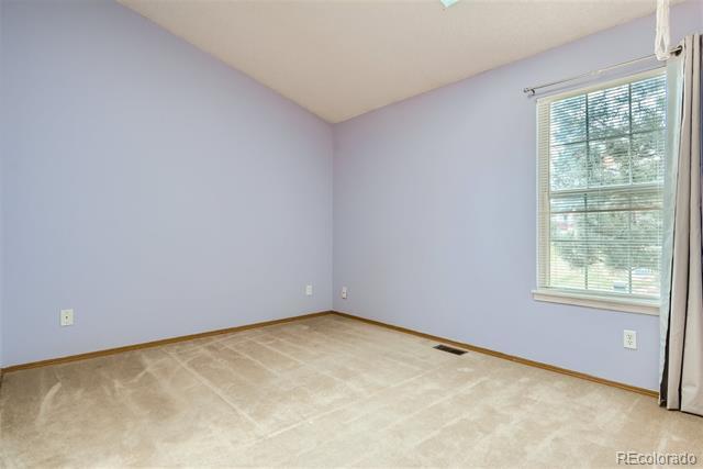 Building Photo - 3620 Queen Anne Way