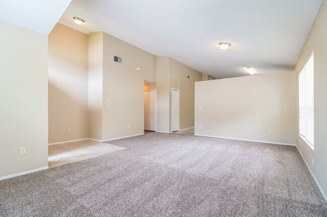 Foto del edificio - 1028 Henson Ct