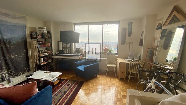 Foto del edificio - 205-235 E 95th St