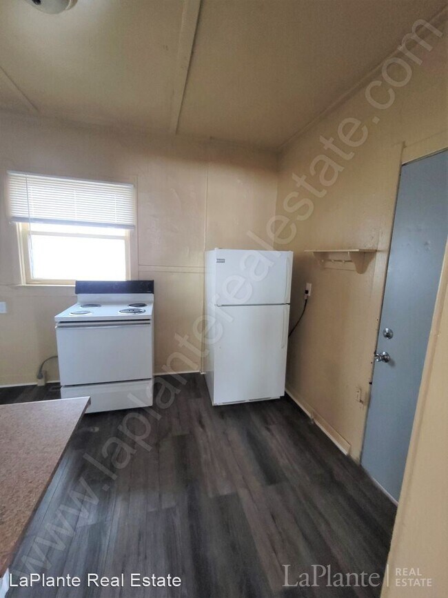 Building Photo - 2 br, 1 bath House - 948 White St.
