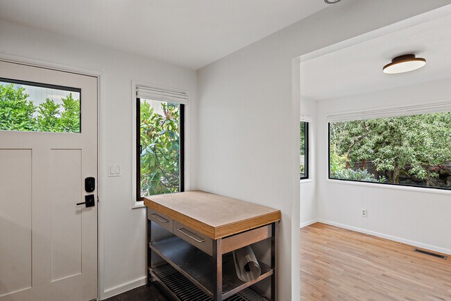Foto del edificio - 611 N 143rd St