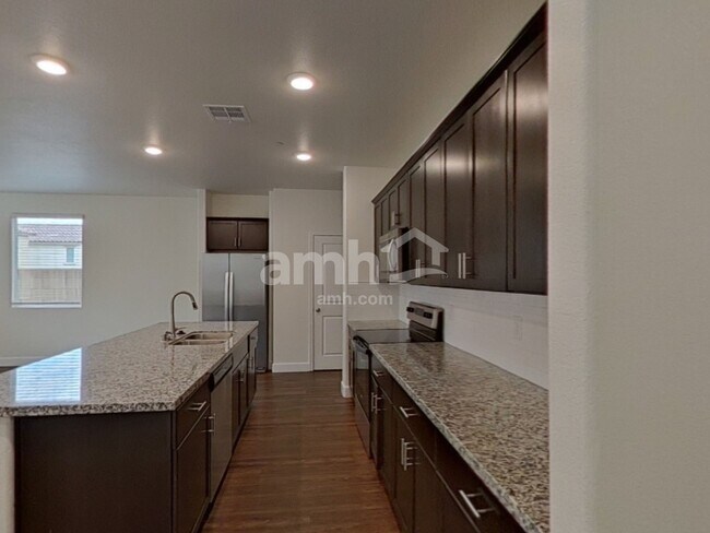 Foto del edificio - 80 Cabaletta Ln