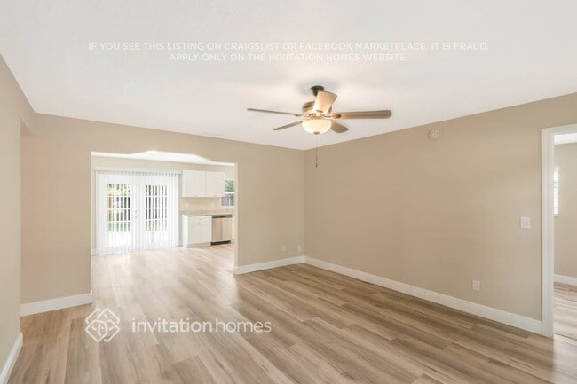 Building Photo - 3205 Lancaster Ln