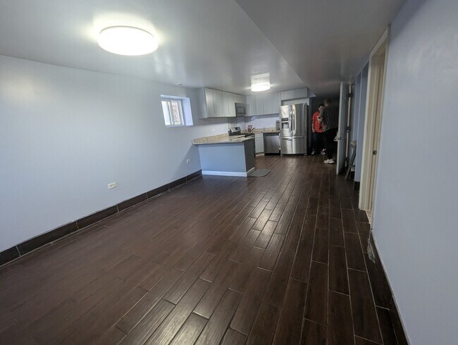 Foto del edificio - 8105 S Green St