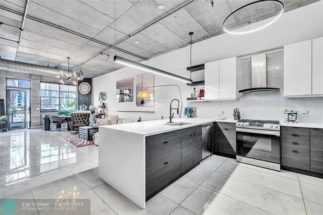 Foto del edificio - 411 NW 1st Ave