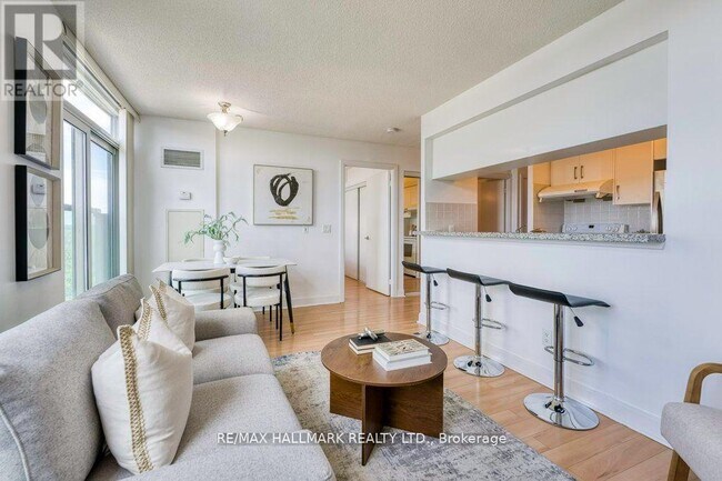 Photo du bâtiment - 238-1238 Bonis Ave