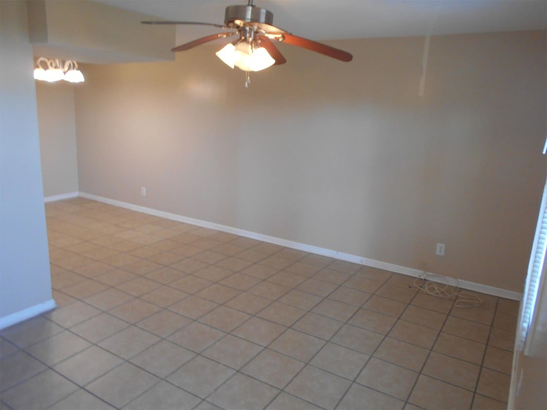 4810 Holly St Unit 4810, Loris, SC 29569 Room for Rent in Loris, SC