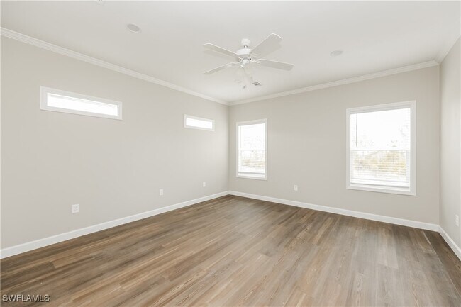 Building Photo - 1848 Welk St