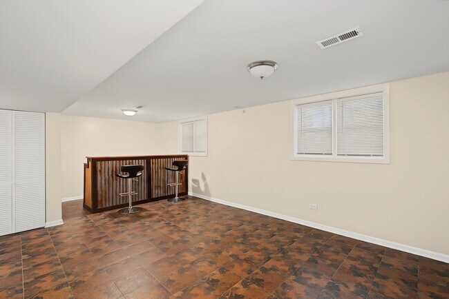 Foto del edificio - 2826 186th St