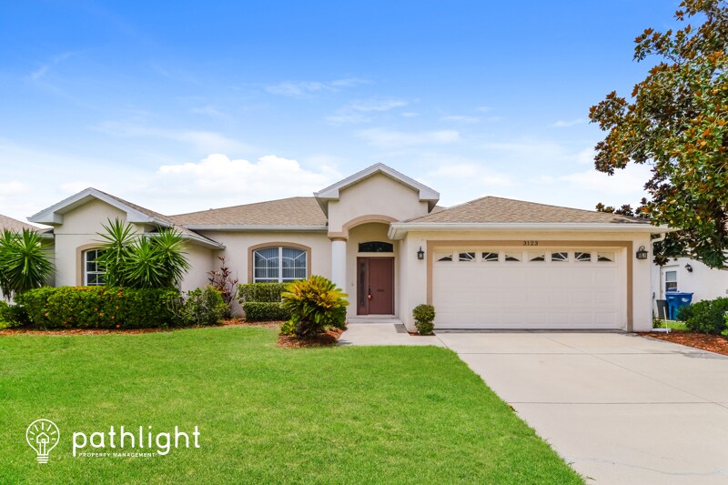 Foto principal - 3123 45th Way E