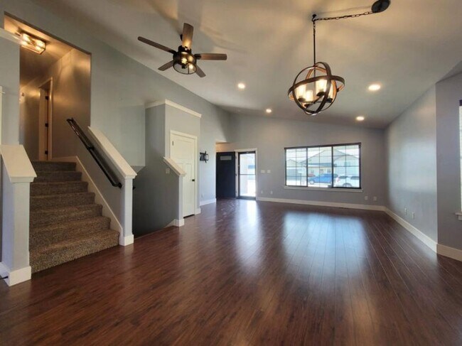 Foto del edificio - 4 bedroom in Billings MT 59106