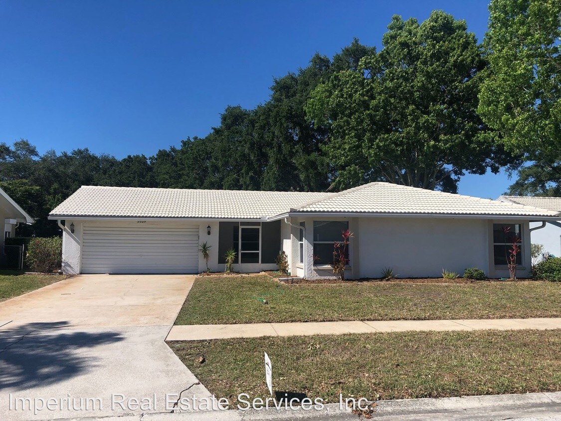 Foto principal - 3 br, 2 bath House - 2029 Cormorant Dr