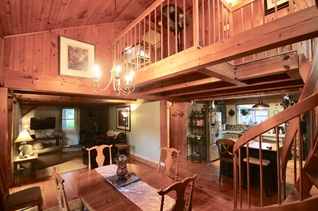 Building Photo - 2075 Crab Creek Rd