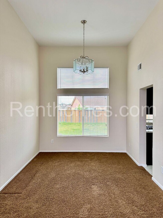 Building Photo - 11521 Kirby Pl