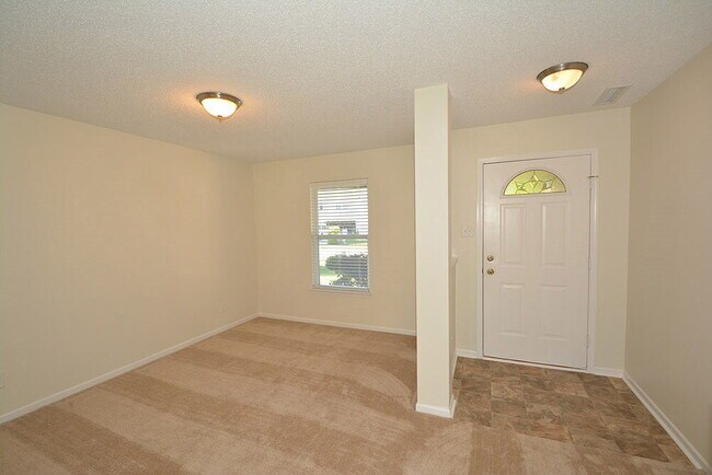 Foto del edificio - 6878 Merritt Ridge Way