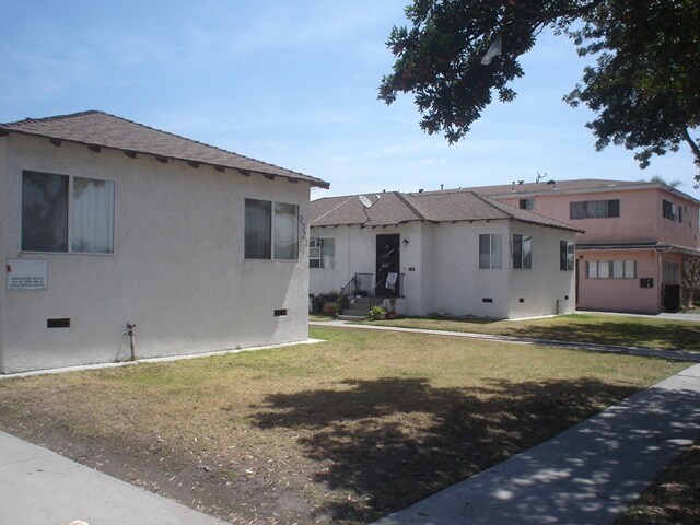 Foto principal - 2721 Independence Ave