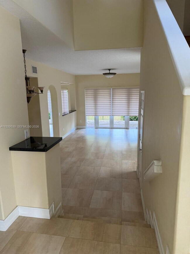 Foto del edificio - 3085 NE 208th Terrace