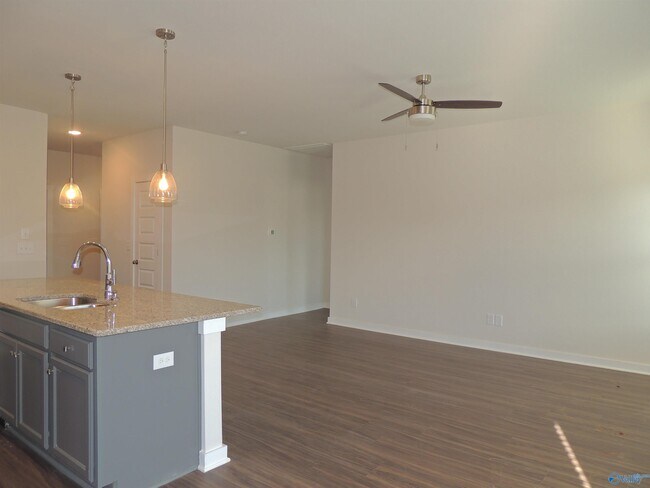 Foto del edificio - 26130 Beech Grv Ln NW