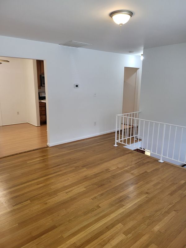 Foto del edificio - 13416 Hillendale Dr