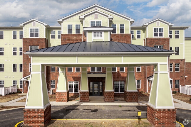 Building Photo - Grande Oak - A 55+ community!