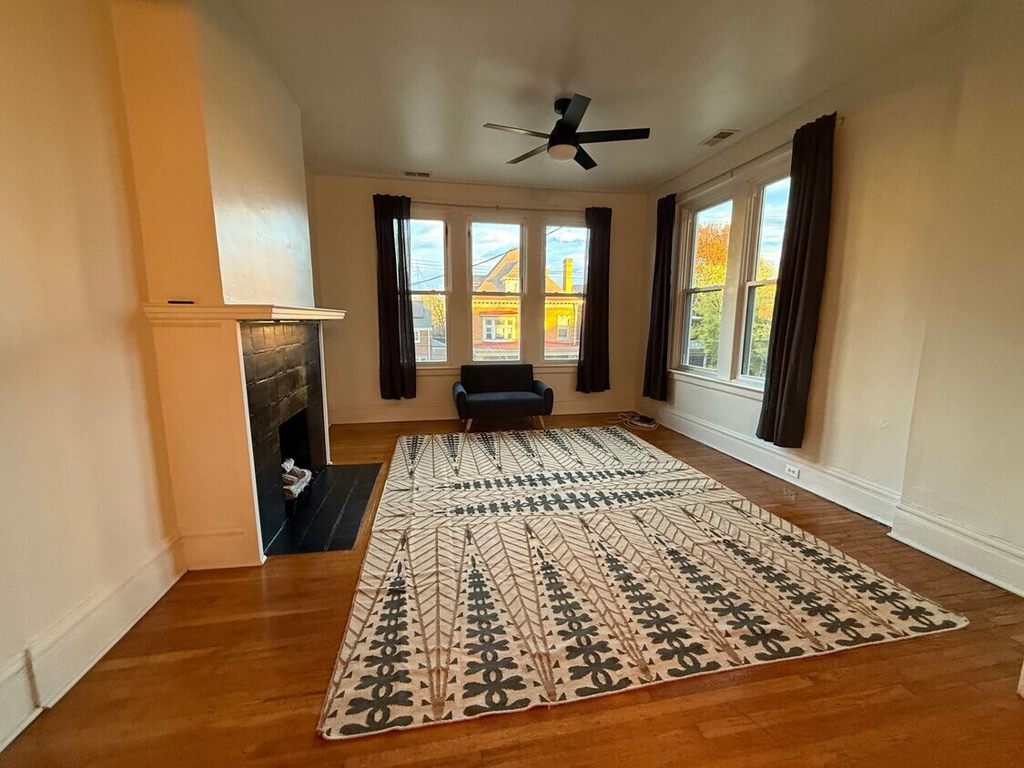 Foto principal - 430 S Atlantic Ave