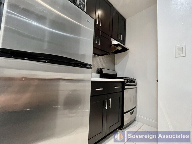 Foto del edificio - 109 W 105th St