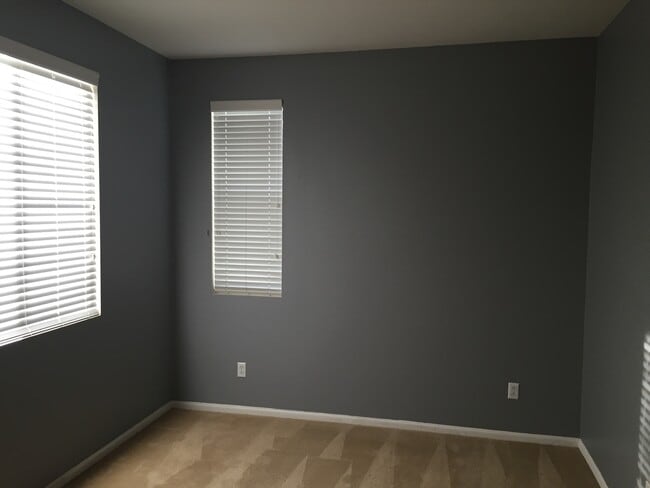 Building Photo - Two Story Townhome -  Moreno Valley
