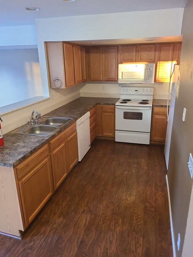 3 Bedroom Townhouse For Rent Townhome Rentals in Rock Springs WY