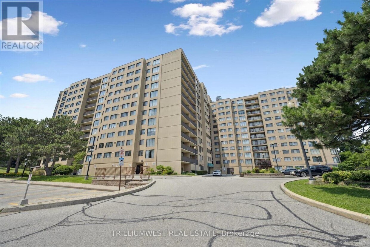 Photo principale - 6500-6500 Montevideo Rd